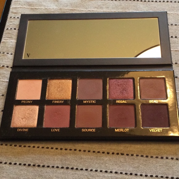 Vieve Other - VIEVE THE MUSE EYESHADOW PALETTE